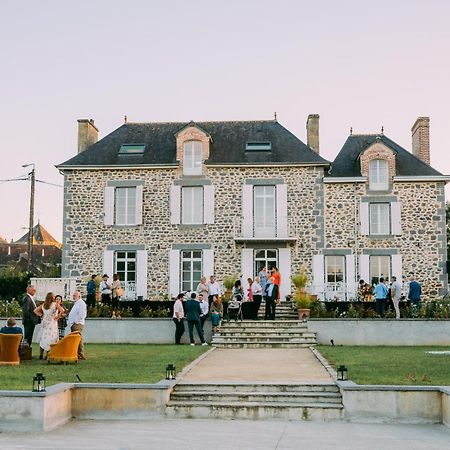 Domaine Les Jardins Darsene Bed & Breakfast Tinteniac Luaran gambar
