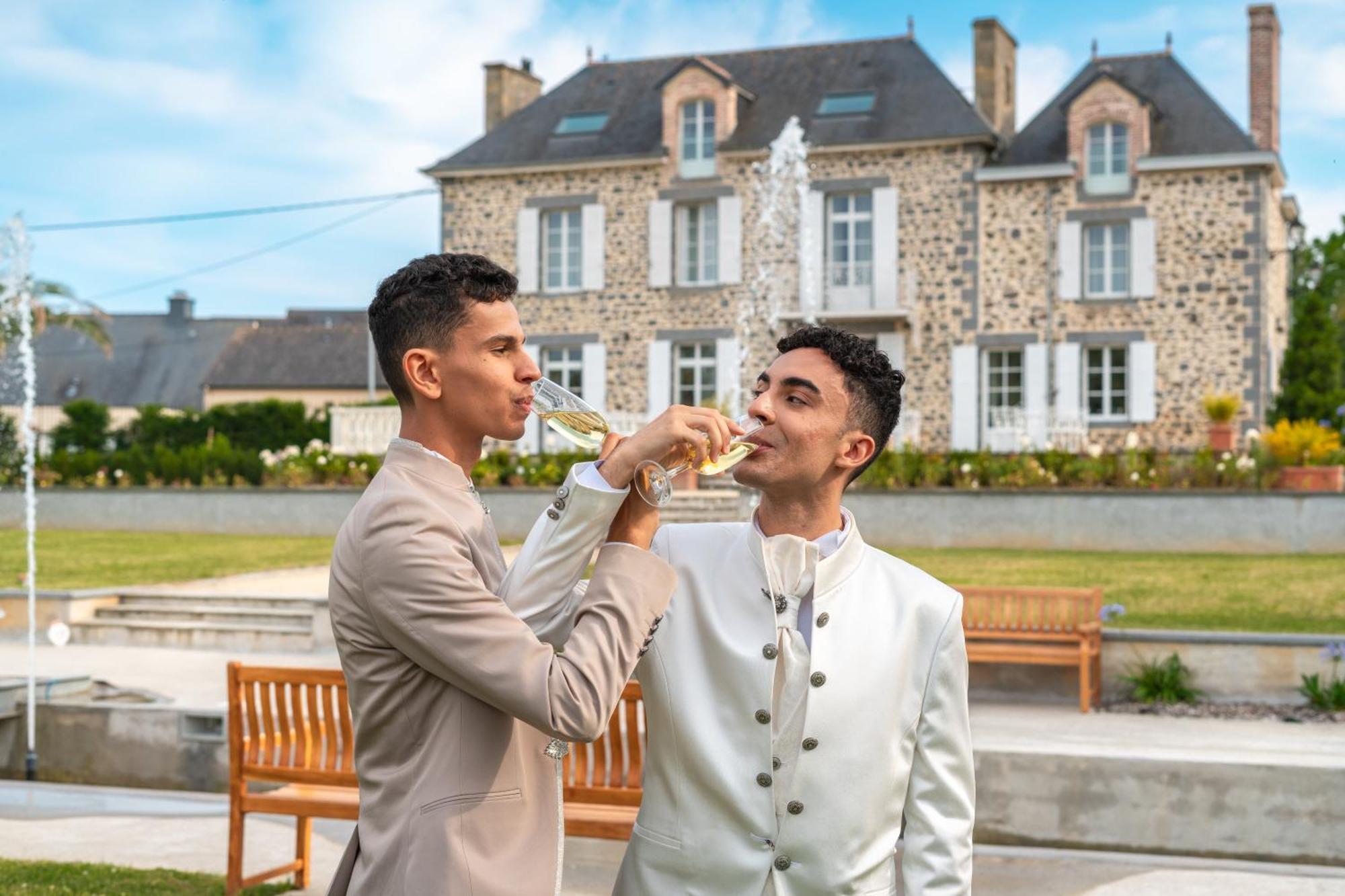 Domaine Les Jardins Darsene Bed & Breakfast Tinteniac Luaran gambar