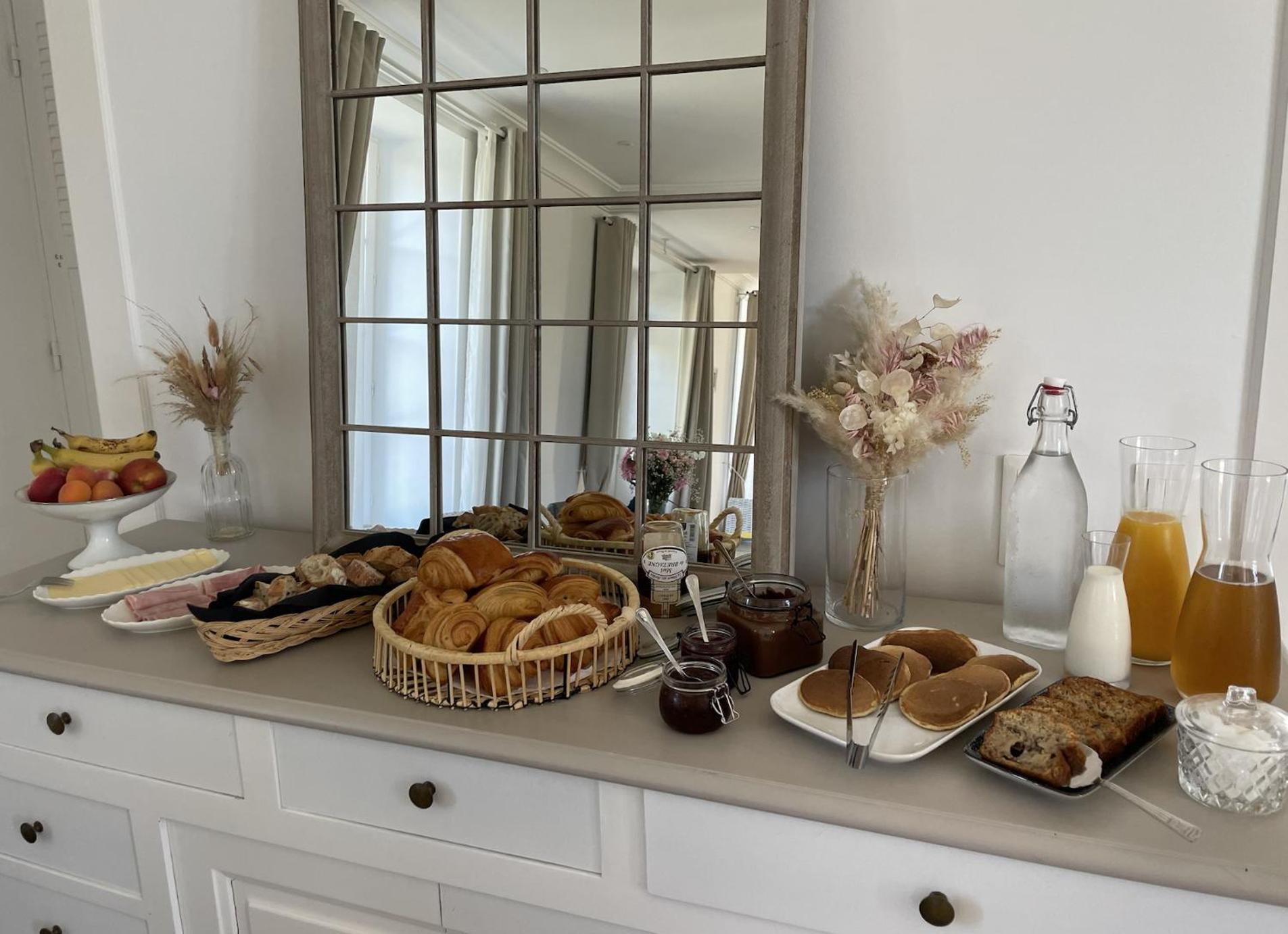 Domaine Les Jardins Darsene Bed & Breakfast Tinteniac Luaran gambar